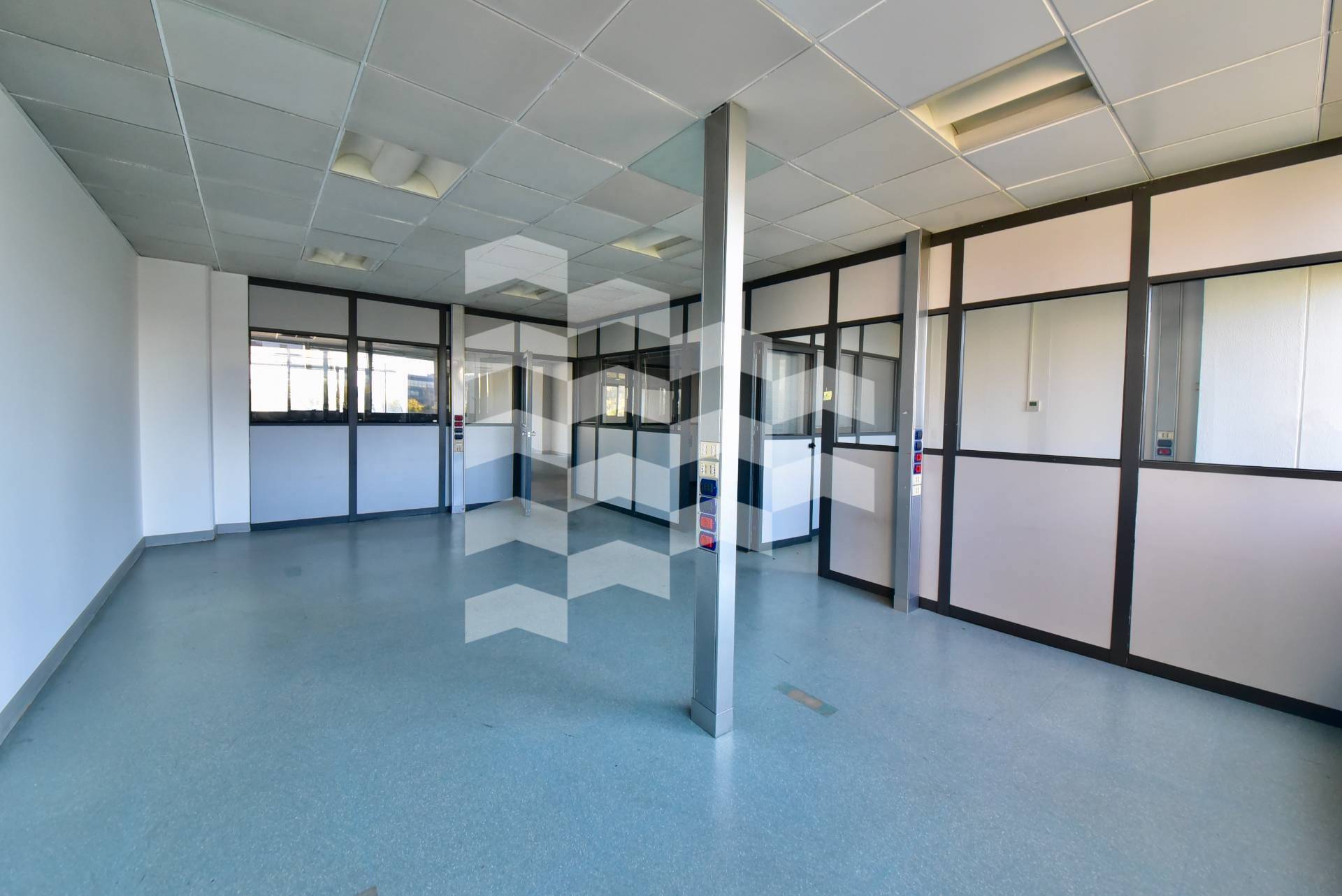 Studio/Ufficio Via Gran San Bernardo Rozzano Milano Lombardia